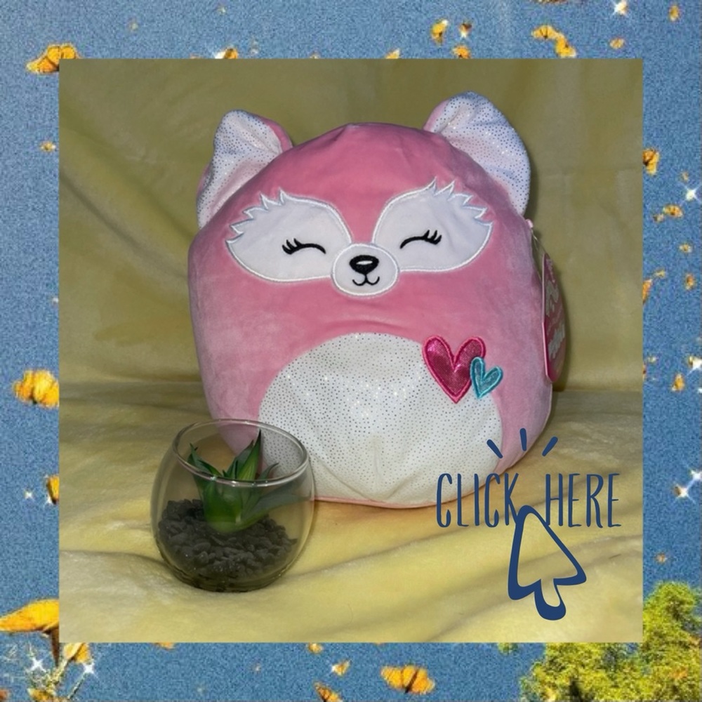 Flora Squishmallow